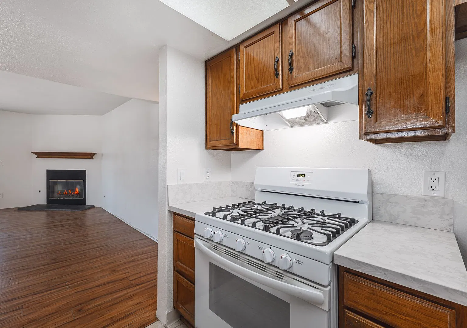10133 Tujunga Canyon Blvd. — Photo 4