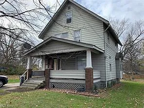 331 Laird Avenue Northeast - 2 — Photo 1