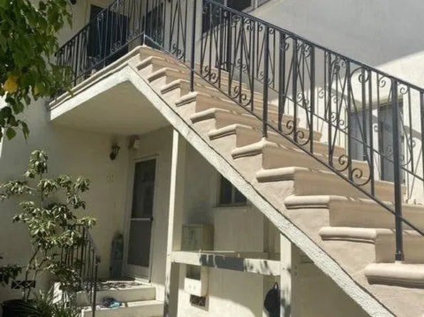 8321 W Manchester Ave APT 3, Playa Del Rey, CA 90293