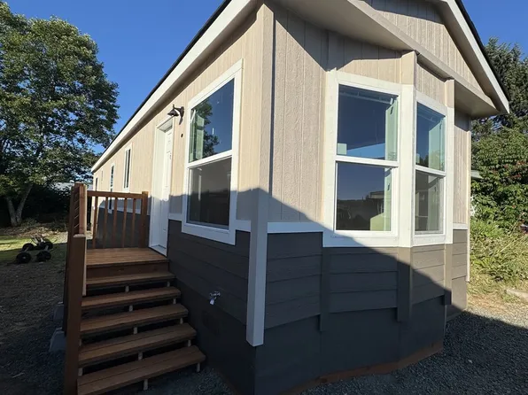 42280 Lois Loop #4, Astoria, OR 97103