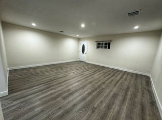 7505 Beck Ave, North Hollywood, CA 91605