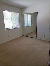 5th image of 313 Sussex Cir