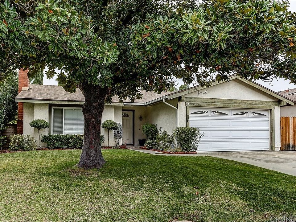 1st image of 27435 Cherry Creek Dr