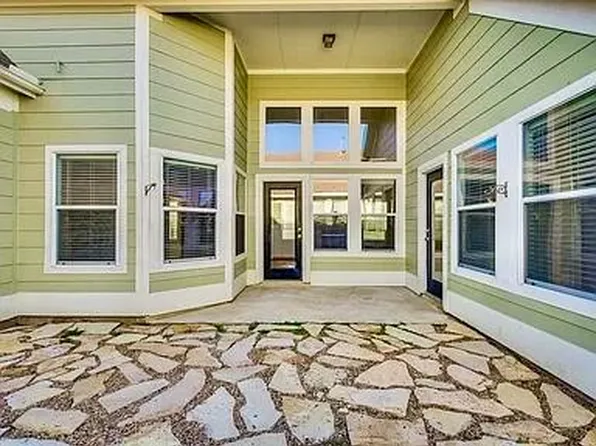 1321 Live Oak Ln, Aubrey, TX 76227