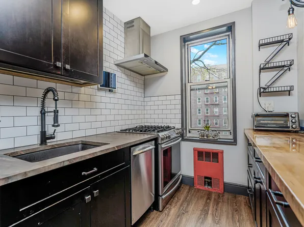 9707 Fourth Avenue image 12 of 20