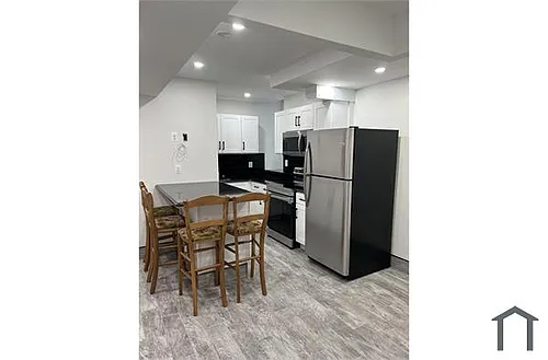 2311 Crotona Ave #9 Photo 1