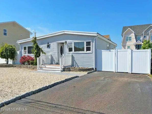 3414 Bergen Avenue, Toms River, NJ 08753