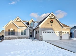 505 SW Driftwood Ct, Ankeny, IA 50023