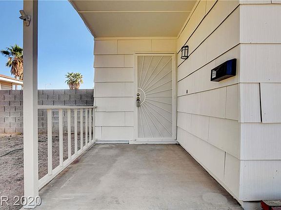 4th image of 917 Palmhurst Dr