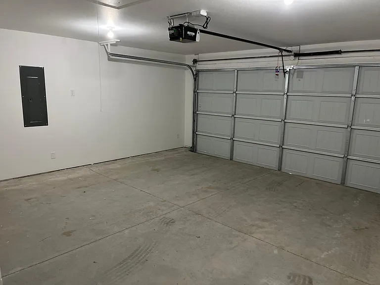 2051 Wildflower Dr — Photo 15