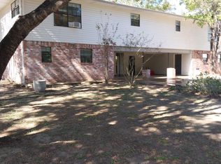 281 Laura Ln, Bastrop, TX 78602