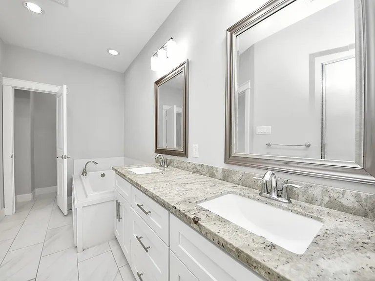 1805 Napa Creek Ln — Photo 26