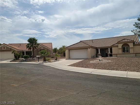 2nd image of 2409 Floyd Ct
