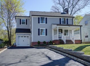 14 W Lawn Rd, Livingston, NJ 07039