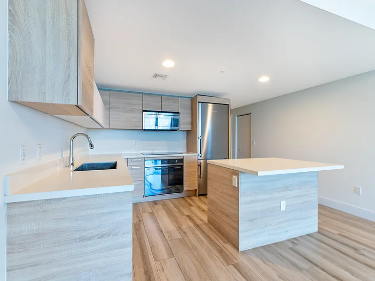 16385 Biscayne Blvd #2502 — Photo 11