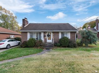 984 Roseland Rd, Alliance, OH 44601