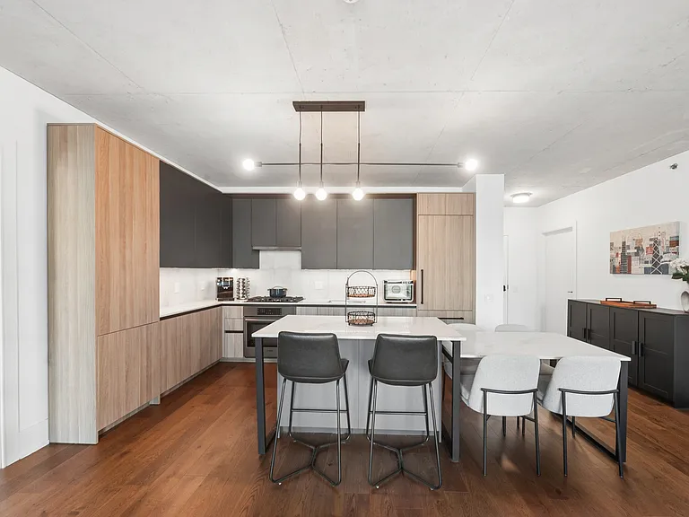 234 W Polk St #2504 — Photo 5