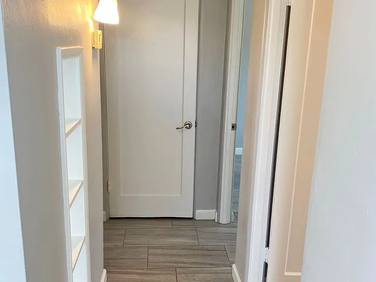 114 E Mariposa St #1 — Photo 10