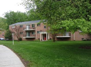 10619 Weymouth St #10619, Bethesda, MD 20814
