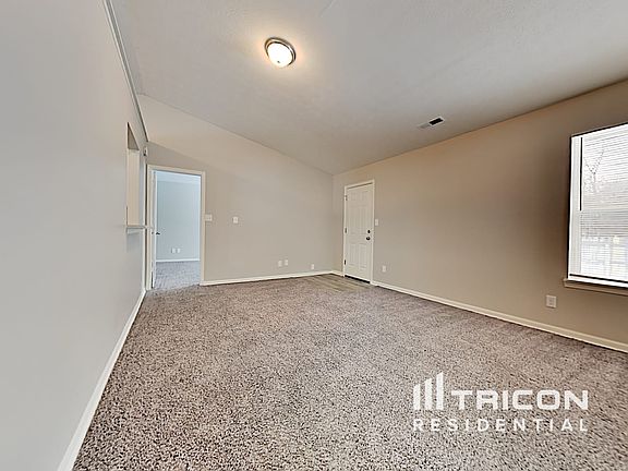 3rd image of 9226 Whitecliff Way