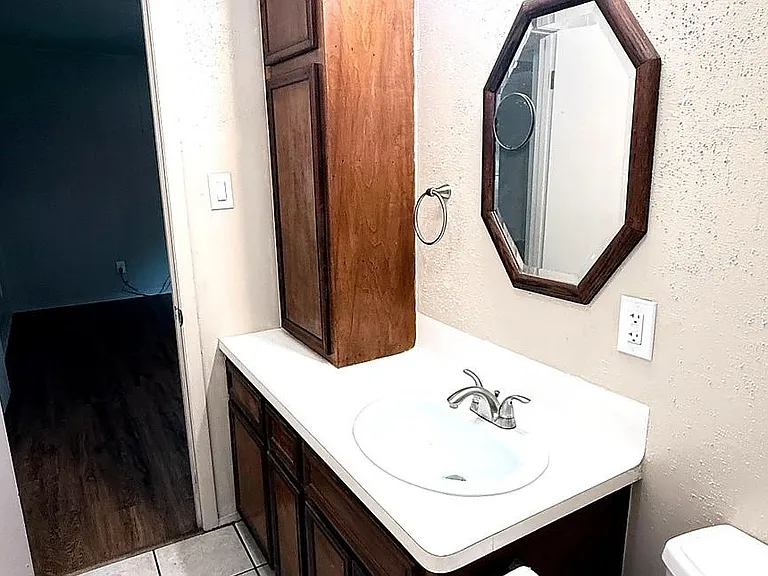 5801 Sapp Rd — Photo 19