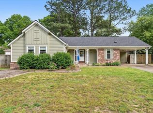 1070 Greenview Rd, Collierville, TN 38017