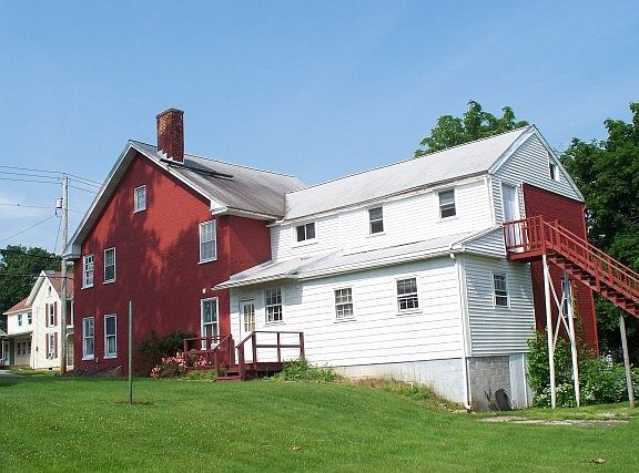 2nd image of 83 W Main St