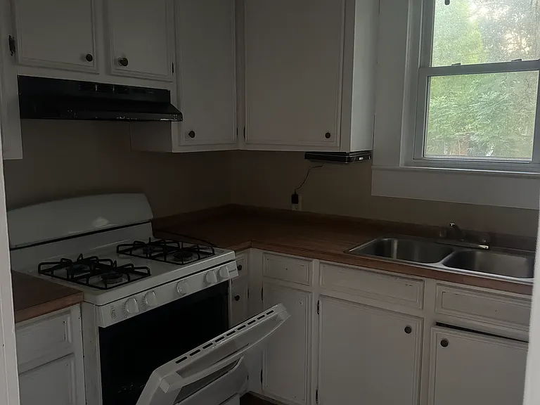1715 Dartmouth St — Photo 5