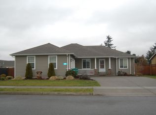 655 Hamlin Pl, Burlington, WA 98233