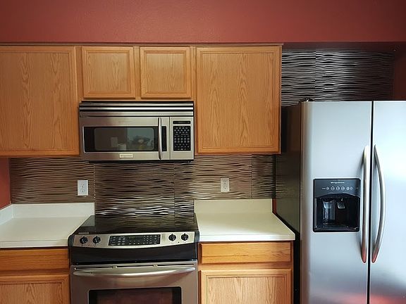 5th image of 4031 Dolphin Dr