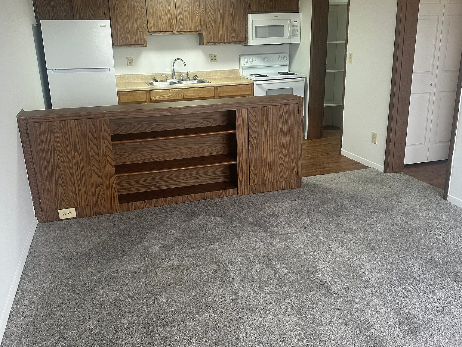 Lemon Tree Apartments — Photo 3