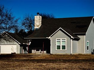 2379 Fm 1563, Wolfe City, TX 75496
