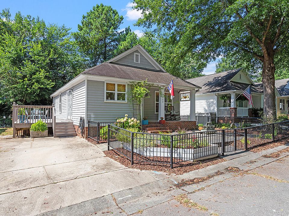 1st image of 532 Moseley Ln