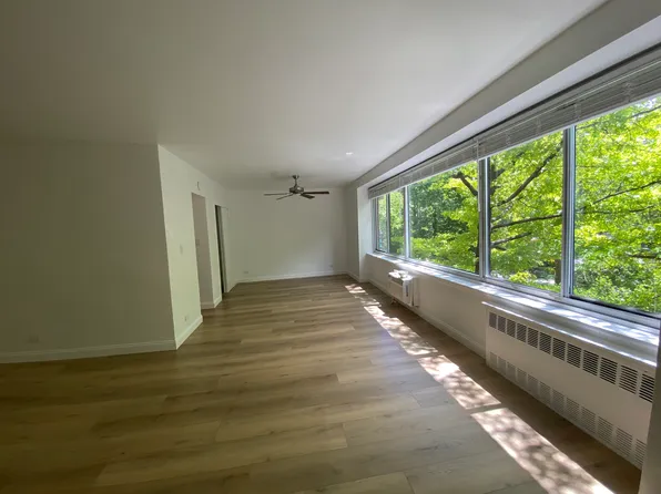 400 Central Park West 3Y image 3 of 14