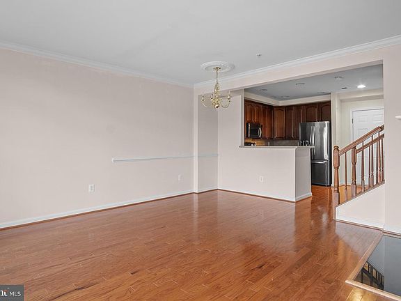 2nd image of 4610 Battenburg Ln #821