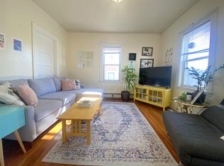8 Craigie St #3, Somerville, MA 02143