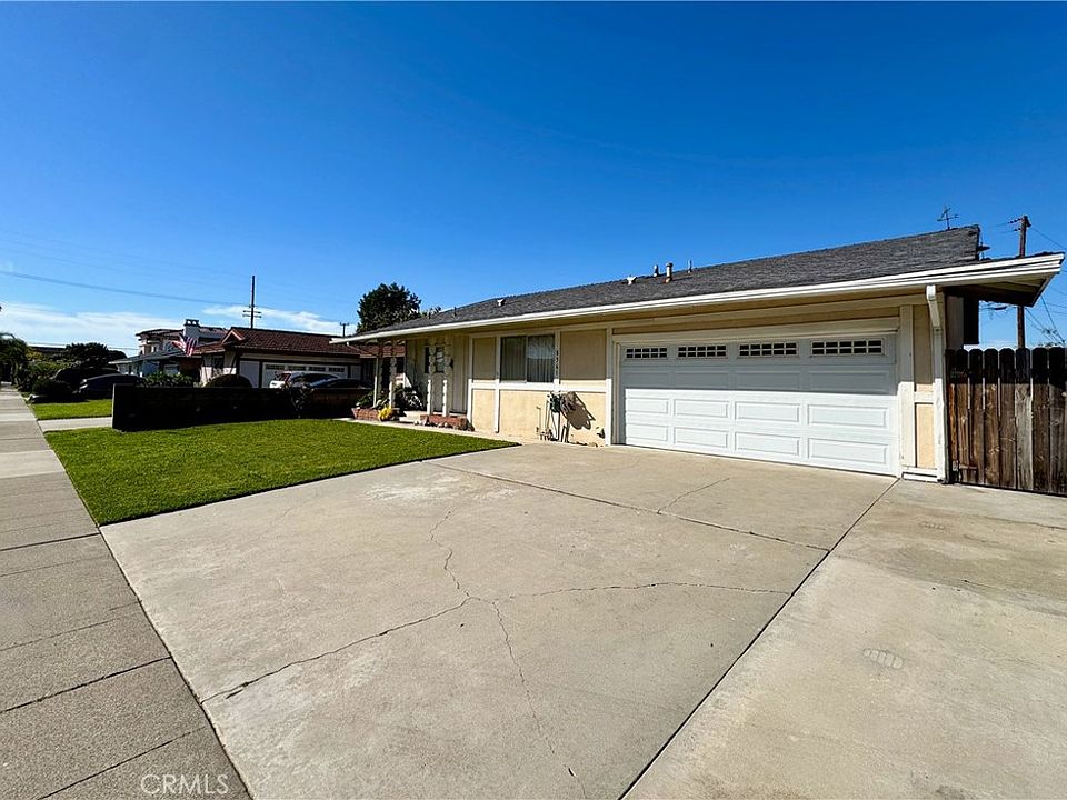 1st image of 8561 Glasgow Cir