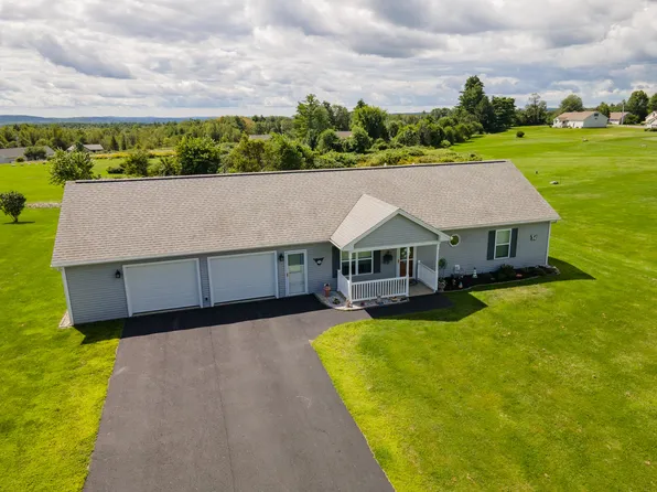 14 Fieldstone Drive, Oakland, ME 04963