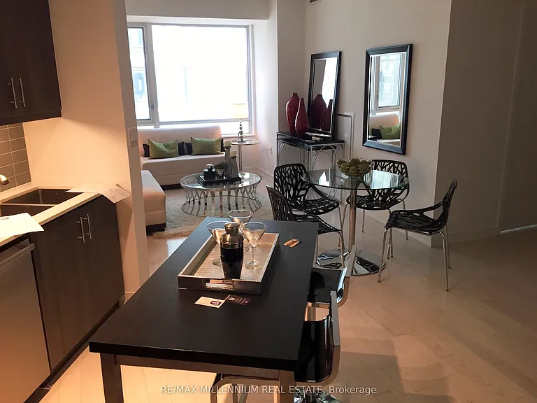 1 The Esplanade Dr #202 — Photo 20