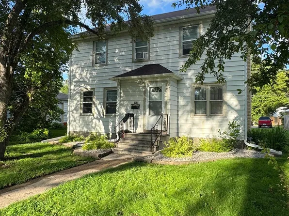 1413 12th St N, Fargo, ND 58102