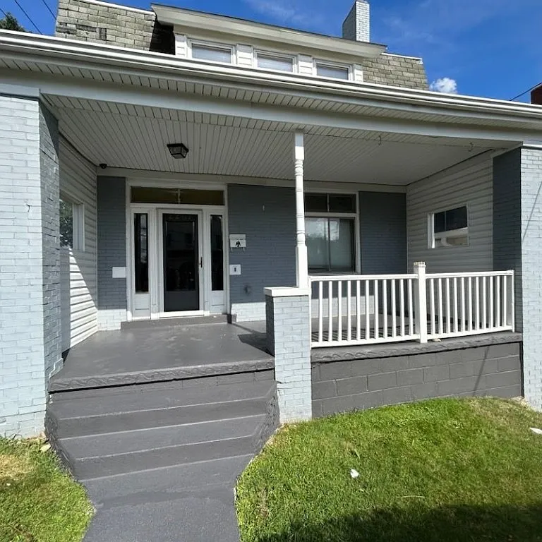 2201 Vodeli St photo 1