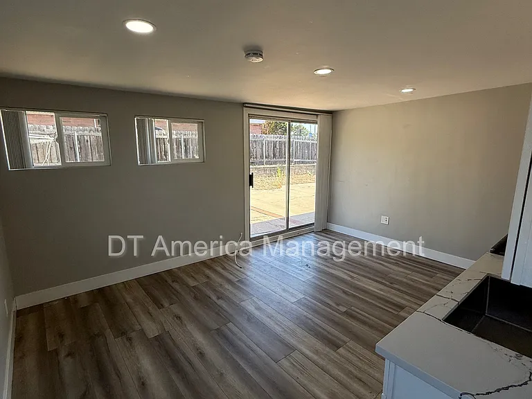 6405 Zena Dr — Photo 38