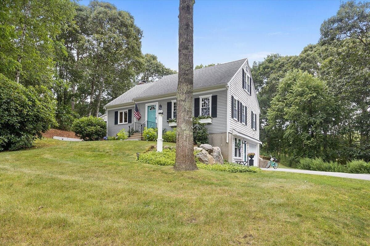 30 Clinton Drive, Yarmouth Port, MA 02675 Zillow
