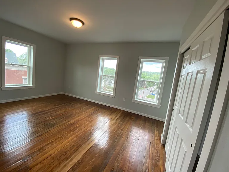 361 S Main St — Photo 4