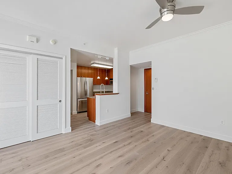 246 2nd St #1301 — Photo 15