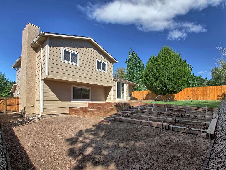 7490 Churchwood Cir — Photo 29