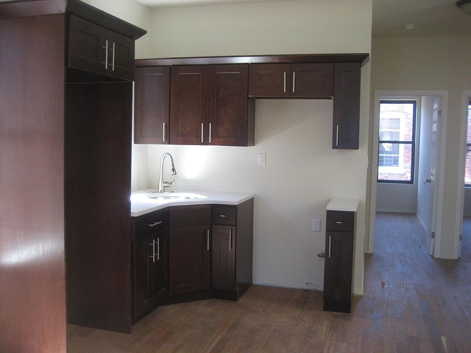 2nd image of 1026 East 93rd Street