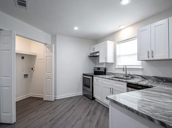 23 Towne Park Court