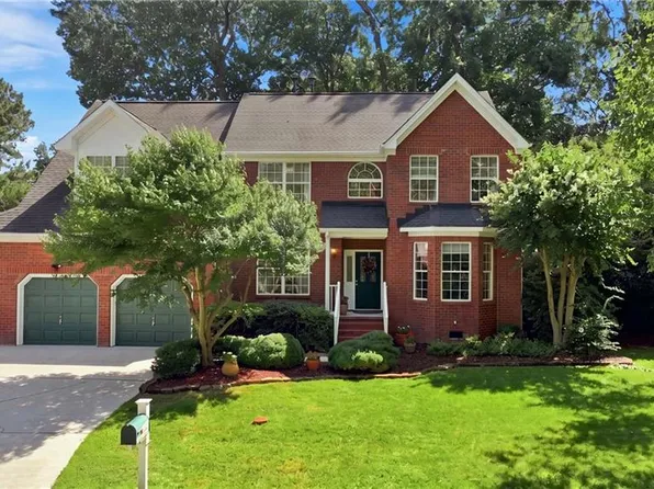 3619 Mardean Dr, Chesapeake, VA 23321