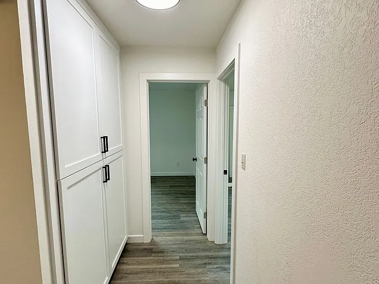 735 N Trigo Ln — Photo 5